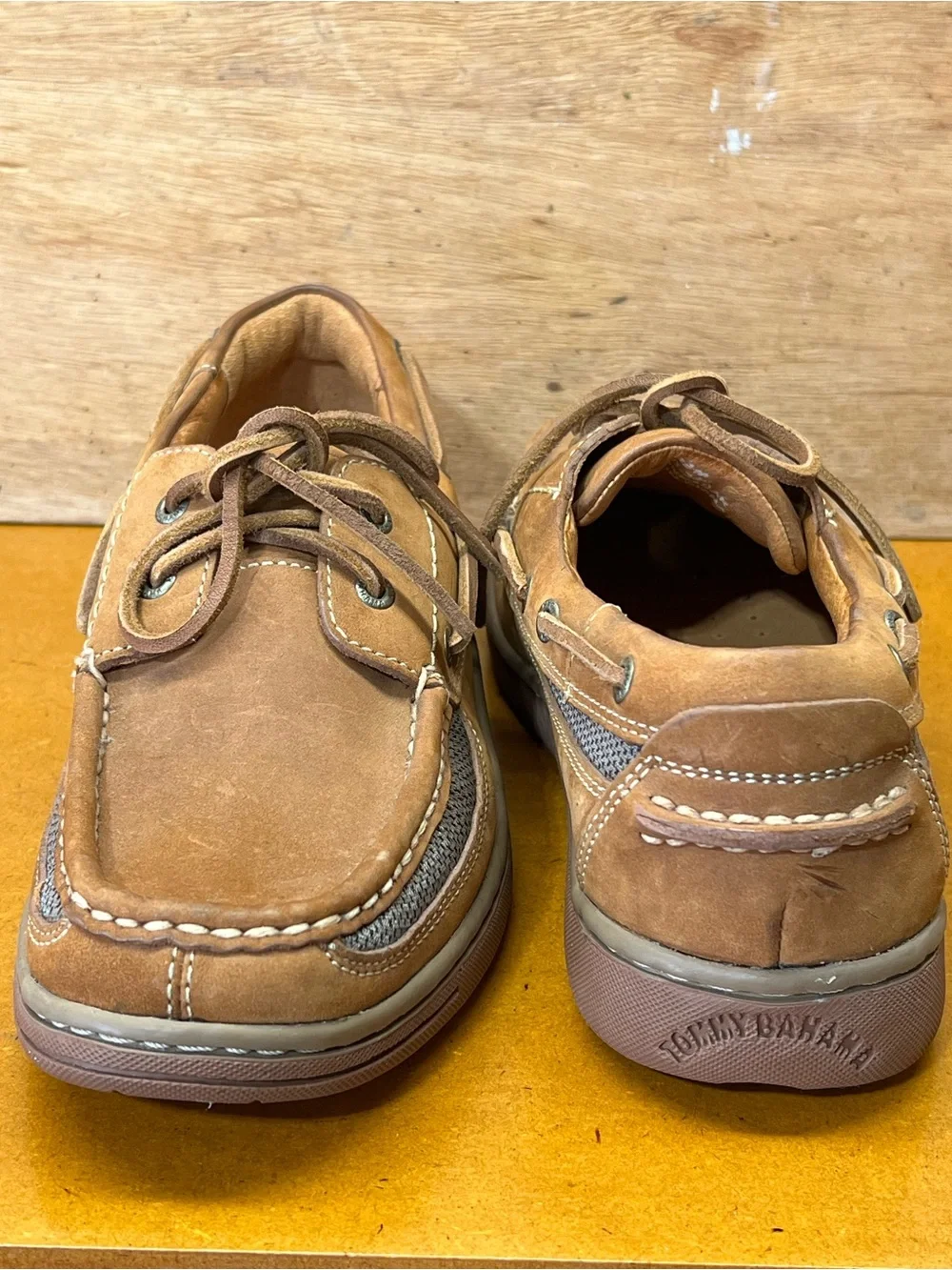Tommy Bahama Cinnabar TB-340 Leather and Mesh Boat Shoes